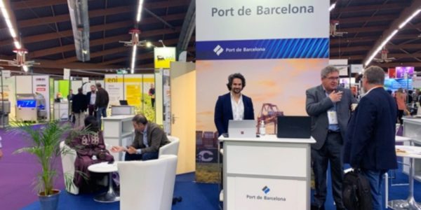El Port de Barcelona presenta sus servicios intermodales para productos frescos en medFEL