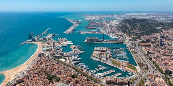 El Port de Barcelona posa en marxa l’Ordenança per reduir l’impacte ambiental dels vaixells