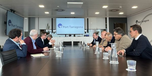 Port Tarragona i FEAT cooperaran per a defensar els interessos compartits en el transport de mercaderies per carretera